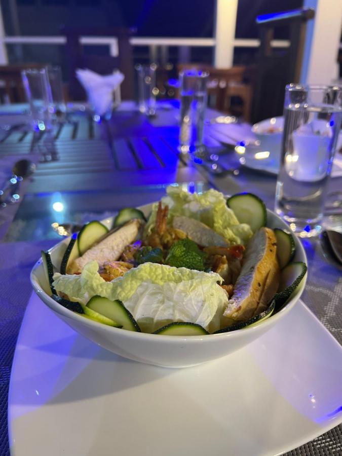 O2 Weligama Hotel & Spa エクステリア 写真
