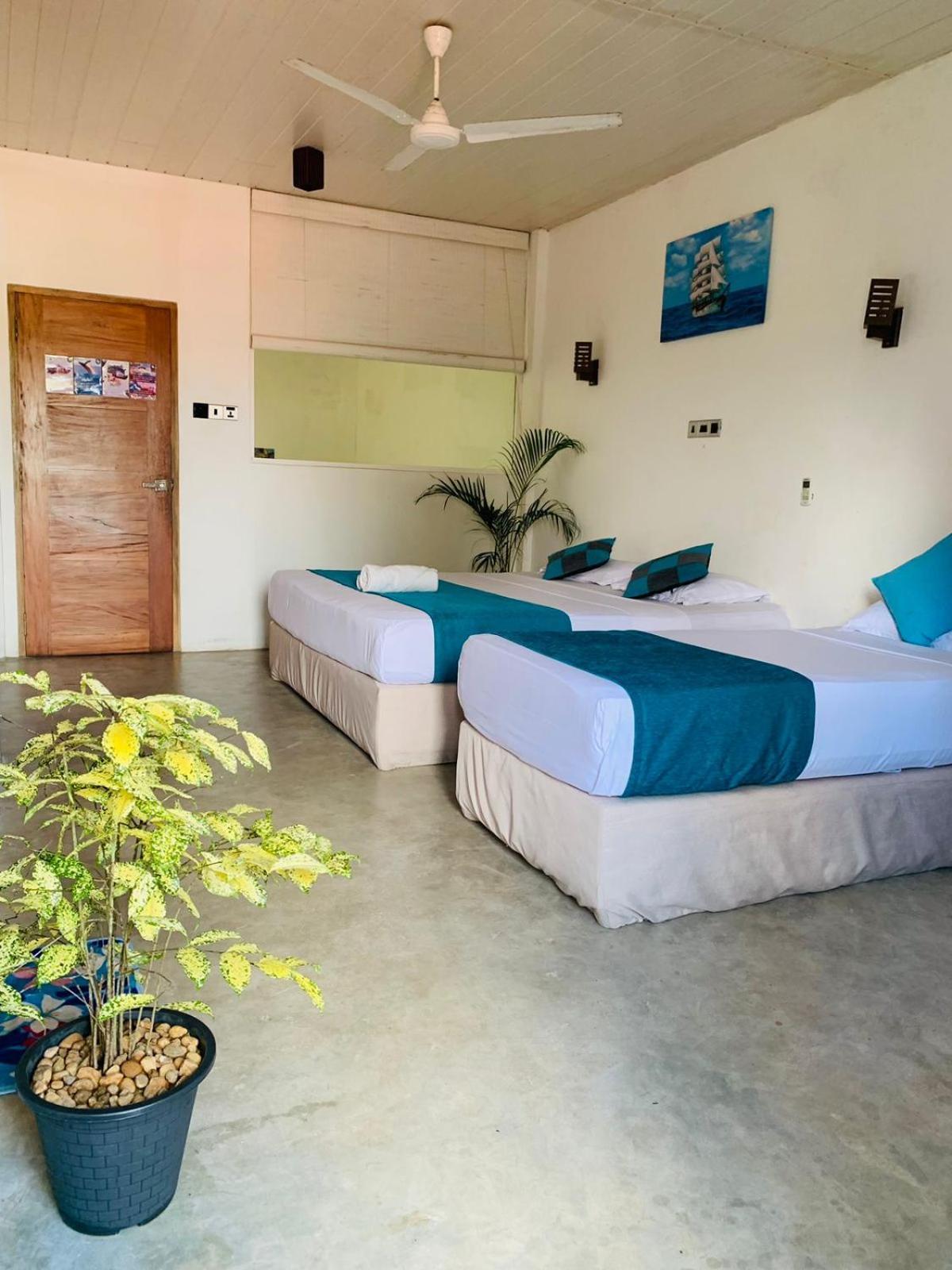 O2 Weligama Hotel & Spa エクステリア 写真